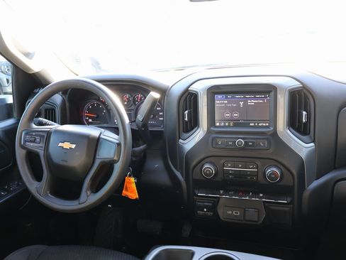 Used 2021 Chevrolet Silverado 2500 Custom w/ Custom Value Package image 23