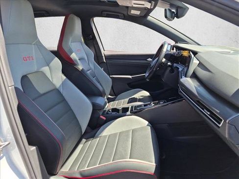 Used 2023 Volkswagen GTI Autobahn FWD image 23