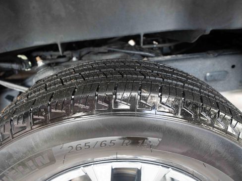 Used 2024 Toyota Tacoma Limited image 29