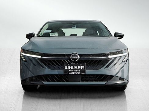 New 2026 Nissan Sentra SL w/ Floor Mat Package image 2