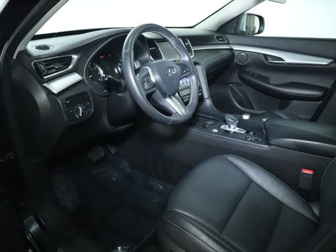 Used 2019 INFINITI QX50 Luxe w/ Navigation Package image 18