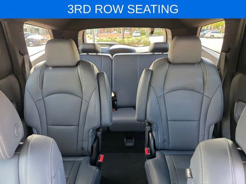 Used 2024 Buick Enclave Premium image 27