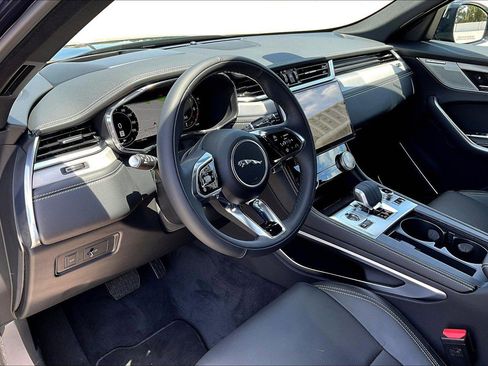 New 2026 Jaguar F-PACE R-Dynamic S AWD/4WD image 4