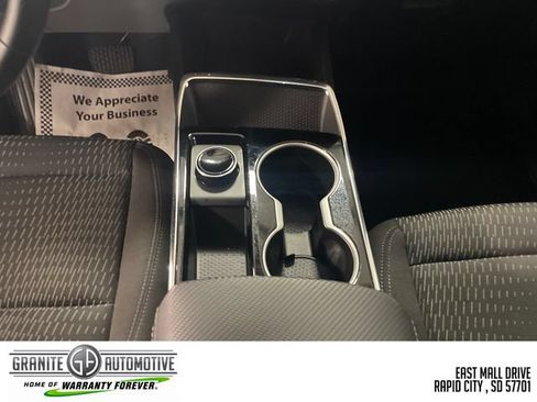 Used 2026 Chevrolet Equinox LT AWD/4WD image 23
