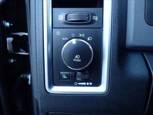 Used 2016 RAM 1500 Big Horn AWD/4WD image 23
