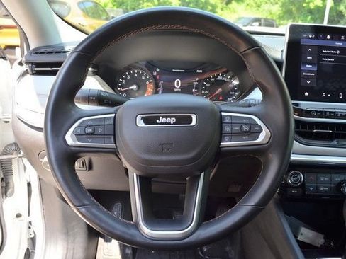 Used 2022 Jeep Compass Limited AWD/4WD image 19