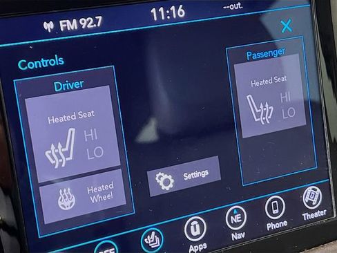 Used 2018 Chrysler Pacifica Touring-L Plus image 19