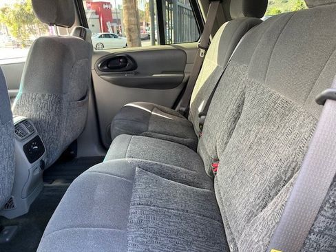 Used 2003 Chevrolet TrailBlazer LS w/ Preferred Equipment Group image 6