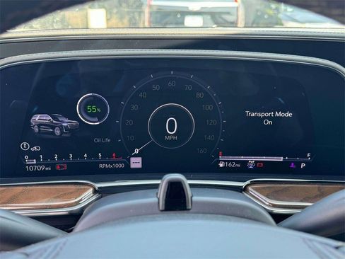 Certified 2024 Cadillac Escalade ESV Premium Luxury Platinum image 23