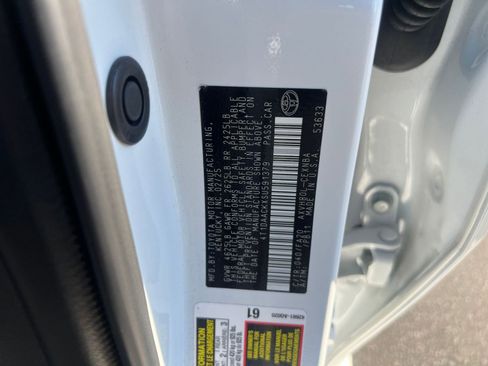 Used 2025 Toyota Camry LE image 29