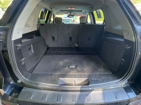 Used 2014 GMC Terrain SLT w/ Safety Package AWD/4WD image 23