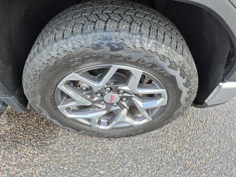 Used 2024 GMC Sierra 1500 SLT AWD/4WD image 24