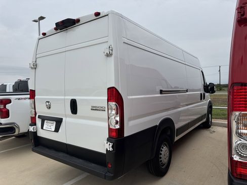 Used 2025 RAM ProMaster 3500 w/ Convenience Group FWD image 6