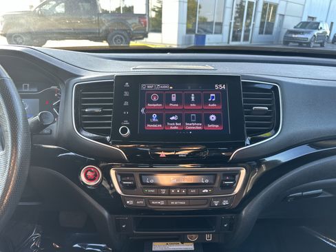Used 2022 Honda Ridgeline Black Edition image 16