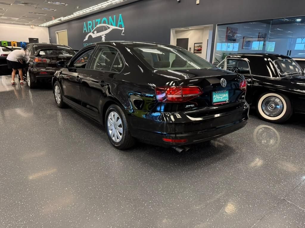Used 2016 Volkswagen Jetta S FWD image 2