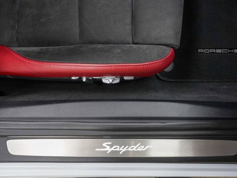 Used 2020 Porsche 718 Boxster Spyder RWD image 72