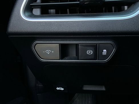 Used 2025 Kia K4 LXS image 21