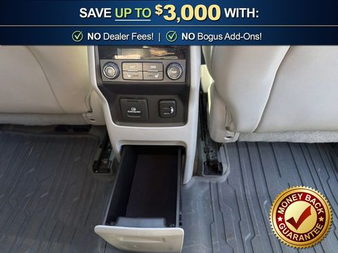 Used 2018 GMC Acadia SLT w/ LPO, Floor Liner Package FWD image 27