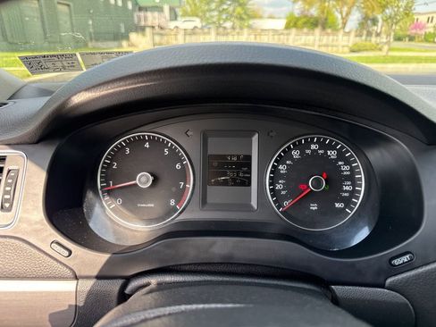 Used 2014 Volkswagen Jetta SEL image 19