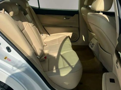 Used 2014 Lexus ES 350 w/ Luxury Package FWD image 38