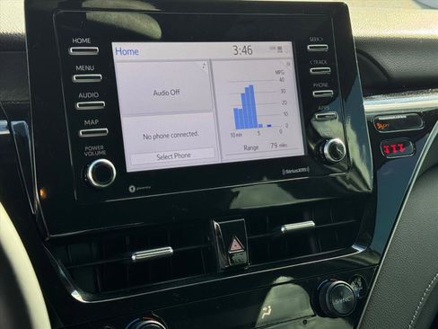 Used 2023 Toyota Camry SE image 15