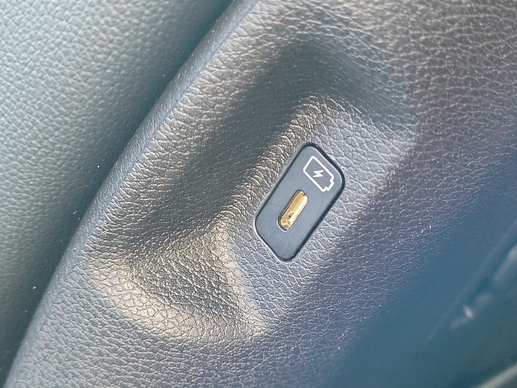 Used 2023 Kia Sportage SX FWD image 10