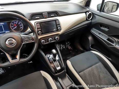 Used 2020 Nissan Versa SV FWD image 14