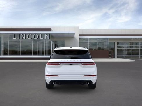 New 2026 Lincoln Corsair Premiere image 5