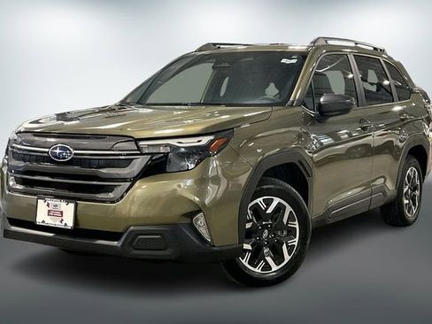 Used 2025 Subaru Forester Premium w/ Convenience Package #1 image 3