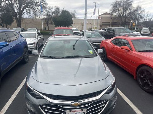 Certified 2024 Chevrolet Malibu LT image 3