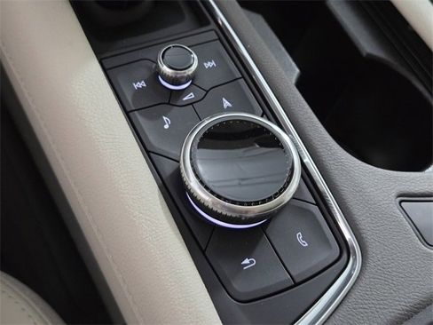 Used 2025 Cadillac XT5 Premium Luxury image 27