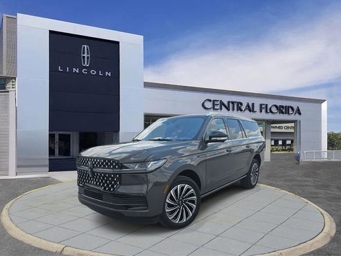 New 2025 Lincoln Navigator L Black Label image 31