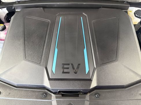 Used 2023 Hyundai Ioniq 5 SE w/ Cargo Package image 32