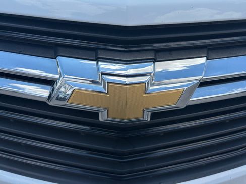 Used 2022 Chevrolet Equinox LT FWD image 23