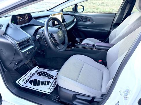 Used 2024 Toyota Prius LE image 13