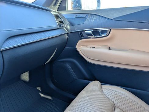 Used 2022 Volvo XC90 T6 Inscription w/ Advanced Package AWD/4WD image 78