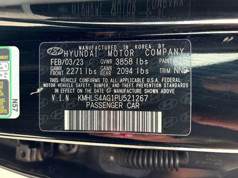 Used 2023 Hyundai Elantra SEL w/ Convenience Package FWD image 32