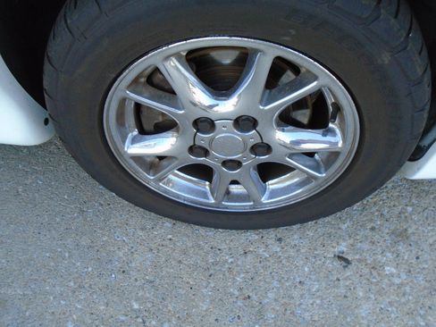 Used 2002 Chevrolet Camaro Z28 RWD image 17