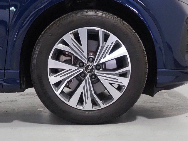 Used 2023 Audi Q4 e-tron Premium Plus w/ Premium Plus RWD image 42