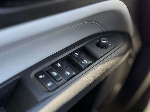 New 2025 Jeep Compass Limited w/ Sun & Sound Group image 23