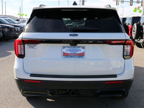 New 2026 Ford Explorer ST-Line w/ ST-Line Street Pack image 6