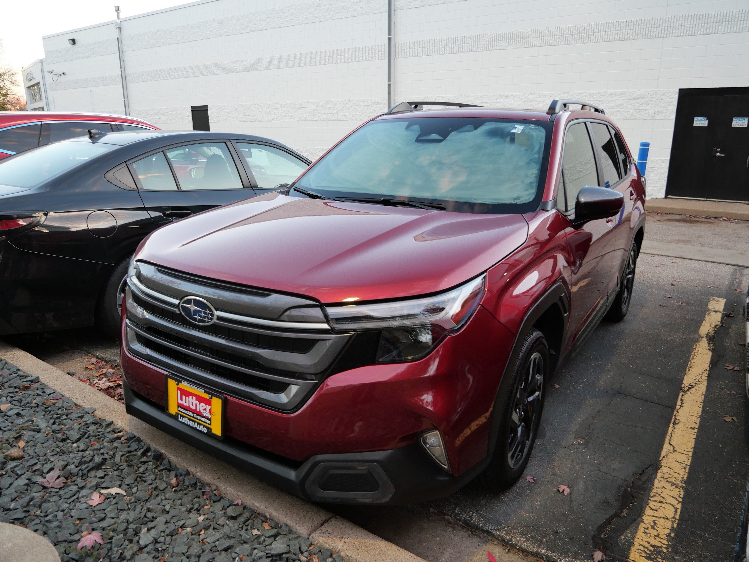 Used 2025 Subaru Forester Limited w/ Popular Package #2 AWD/4WD image 3
