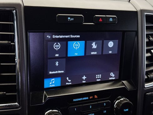 Used 2016 Ford F150 XLT w/ Equipment Group 302A Luxury RWD image 11