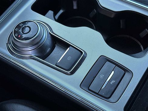 Certified 2022 Ford Edge Titanium image 48