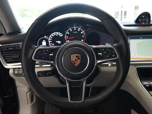 Used 2017 Porsche Panamera 4S AWD/4WD image 5
