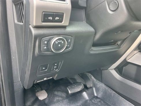 Used 2020 Ford F450 Platinum w/ FX4 Off-Road Package image 29
