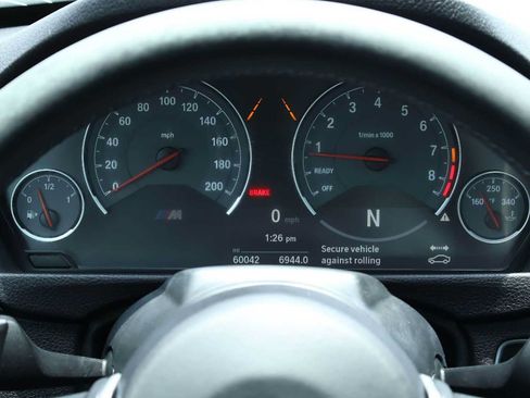 Used 2016 BMW M4 Convertible RWD image 17