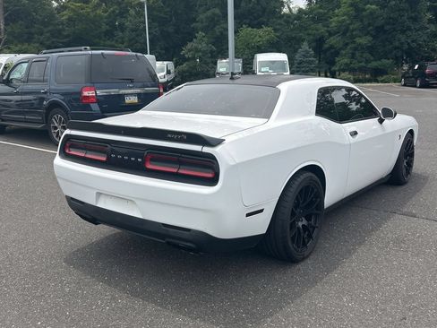 Used 2017 Dodge Challenger R/T Scat Pack RWD image 6