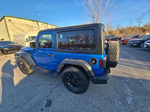 Used 2024 Jeep Wrangler Sport S image 4