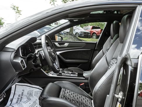 Used 2021 Audi RS 7 Sportback AWD/4WD image 25